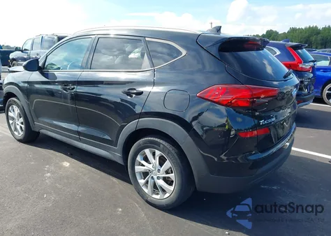 2021 Hyundai Tucson Value z USA, uszkodzony, nr VIN KM8J3CA41MU329248